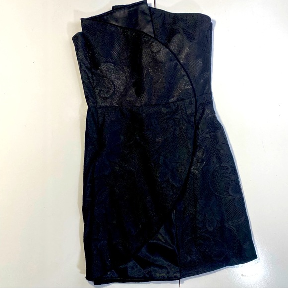 Emporio Armani Dresses & Skirts - Emporio Armani Black Floral Lace Strapless Faux Wrap Mini Cocktail Mini Dress 4